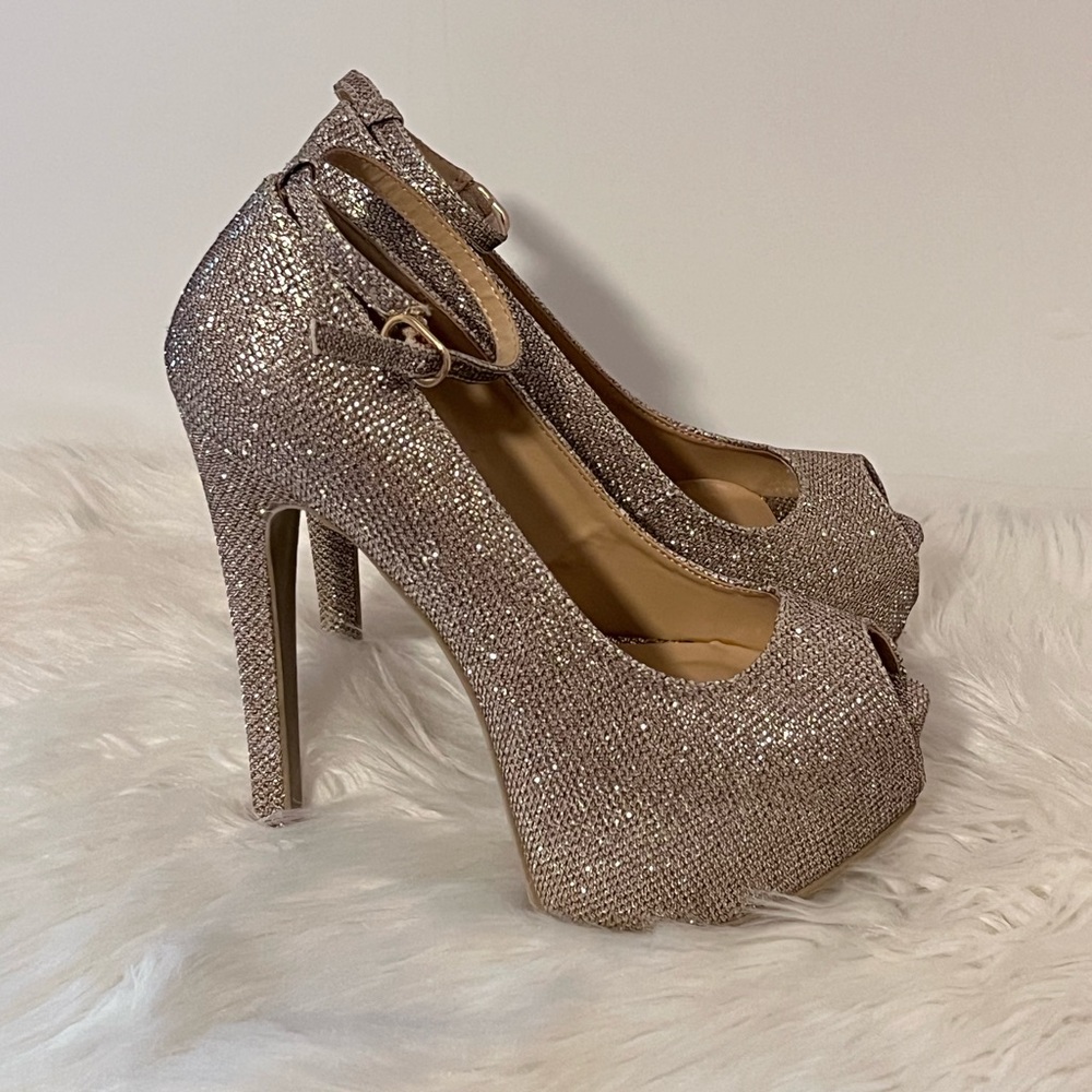 Shoe dazzle Glitter Peep-Toe Platform Heels size 6